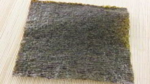 роллы с консервированным тунцом