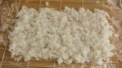 роллы с кунжутом