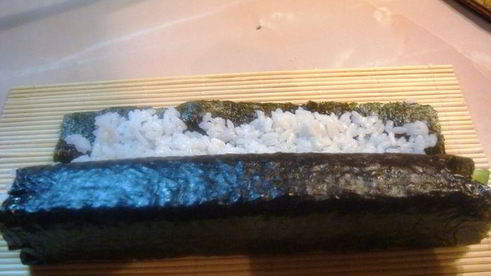 роллы с семгой и авокадо