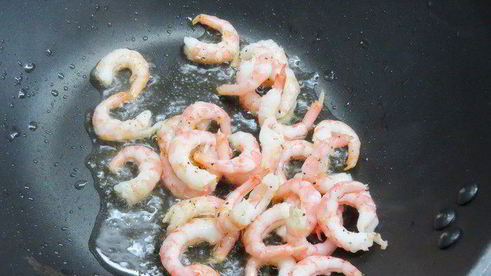 спринг-роллы с креветками