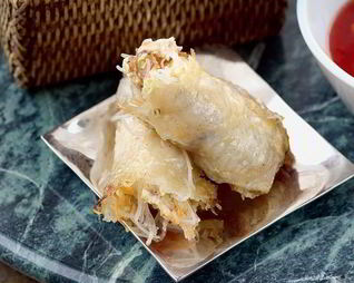 Спринг-роллы с цесаркой и креветками