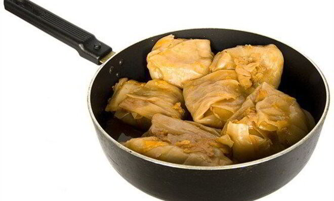 Капустные рулеты с говядиной, свининой, зеленым луком и чили по-японски