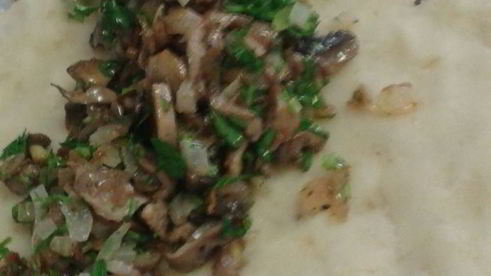 картофельный рулет с грибами