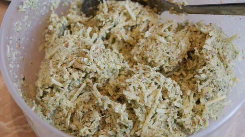 куриные рулетики с миндально-мятной начинкой