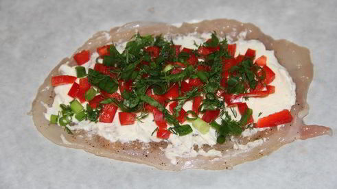 куриные рулетики с начинкой в пармской ветчине
