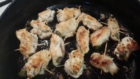 куриные рулетики в горчично-сливочном соусе