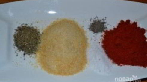 мясная нарезка из курицы мраморный рулет