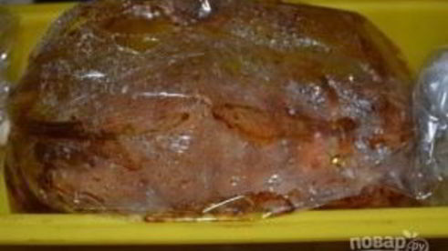 мясная нарезка из курицы мраморный рулет