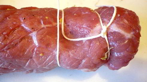 мясные рулеты с морковной серединкой и инжиром бургундия, нормандия, шампань