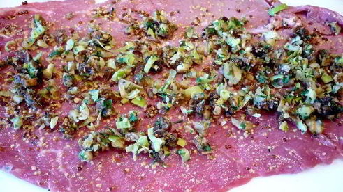 мясные рулеты с морковной серединкой и инжиром бургундия, нормандия, шампань