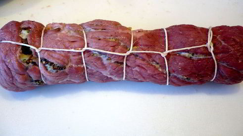 мясные рулеты с морковной серединкой и инжиром бургундия, нормандия, шампань