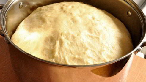 рулет дрожжевой