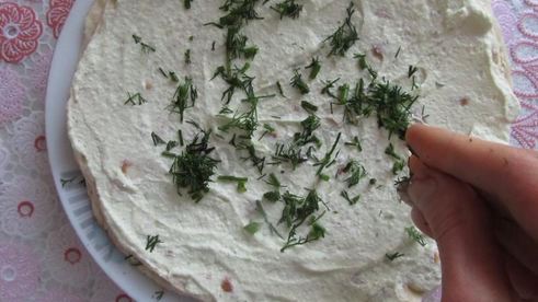 рулет из домашнего лаваша с начинкой