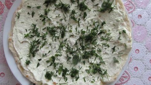 рулет из домашнего лаваша с начинкой