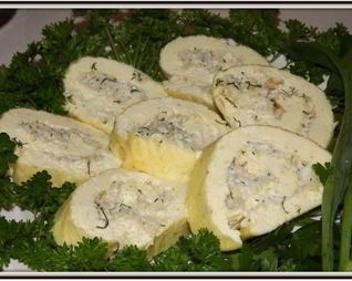 Рулет из майонеза и яиц