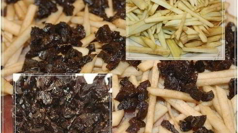 рулет с яблоками и черносливом