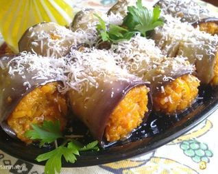 Рулетики из баклажан