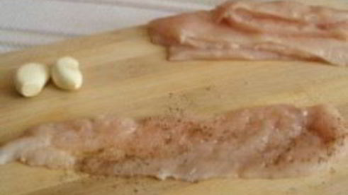 рулетики из кабачков с курицей