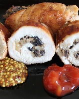 Рулетики из куриной грудки с грибами
