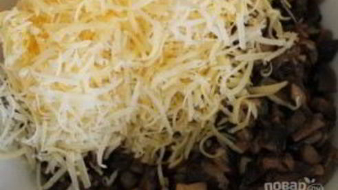 рулетики из куриной грудки с грибами