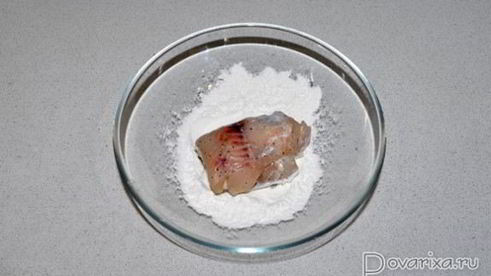 рулетики из минтая с плавленым сыром и зеленью