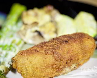 Рулетики мясные с разной начинкой