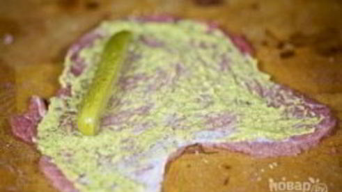 рулетики мясные с разной начинкой