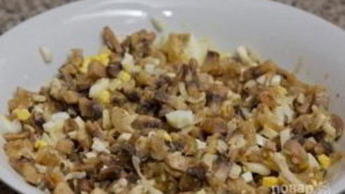 рулетики мясные с разной начинкой