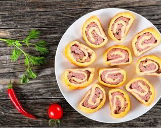 Сырный рулет с фаршем