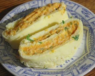 Сырный рулет с тыквой