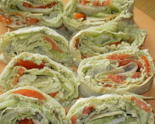 Вегетарианские рулеты из лаваша