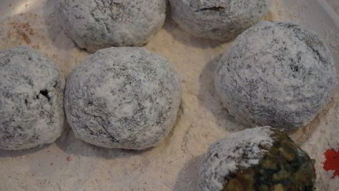 мини-сэндвичи с тефтелями