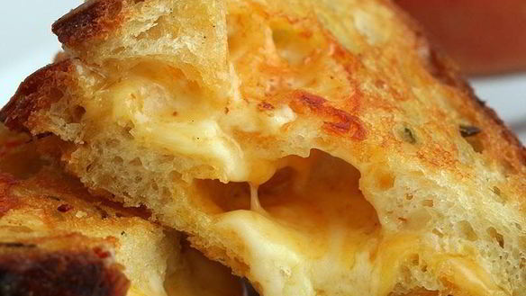 Рецепт Поджаристых сырных сэндвичей