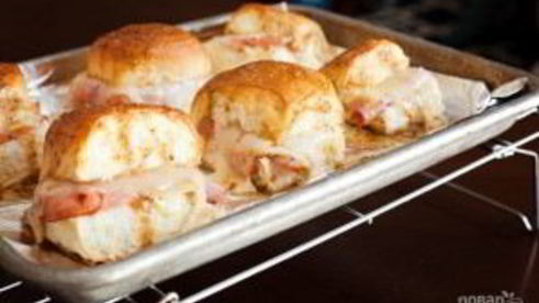 простые сэндвичи с пикантным соусом