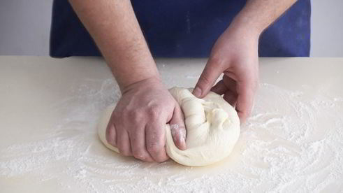 сэндвич из домашней фокаччи с ветчиной