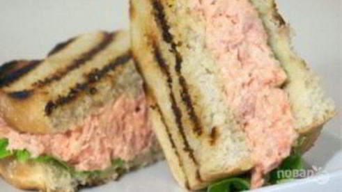 сэндвич с лососем