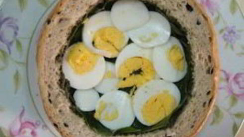 сэндвич с салатом ницца