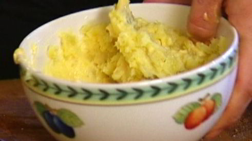 сэндвич с ветчиной, соленьями и сыром