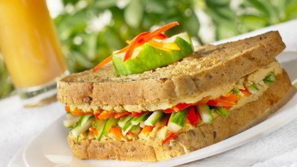 Рецепт Сэндвича со свежими овощами и сыром