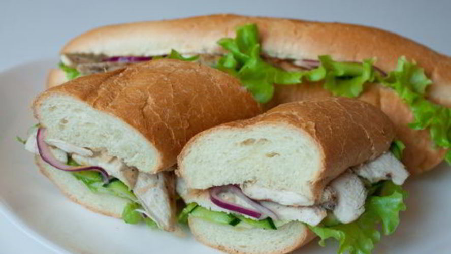 Рецепт сэндвичей с курицей и маринованным цуккини