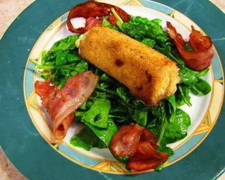 Сыр, зажаренный в сухарях