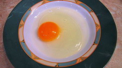 сыр, зажаренный в сухарях