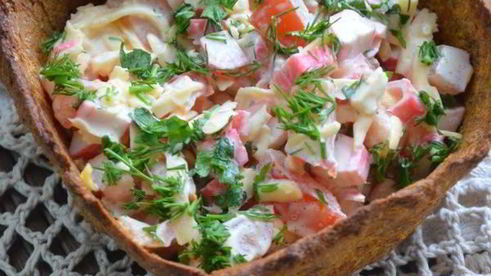 хлебная тарталетка с салатом лито