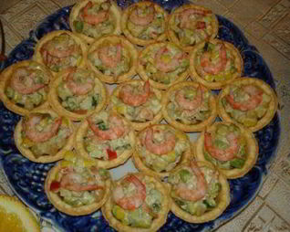 Салатик из креветок в тарталетках