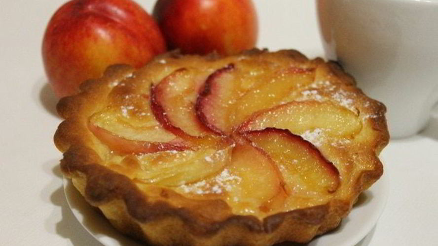 Рецепт сдобных тарталеток с нектарином