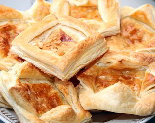 Тарталетки из слоеного теста