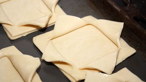 тарталетки из слоеного теста