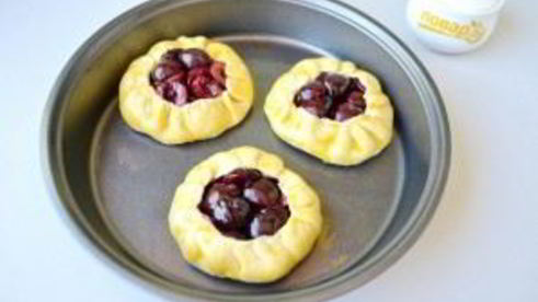 тарталетки с черешней