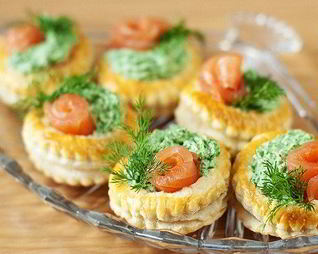 Тарталетки с крабовым мясом