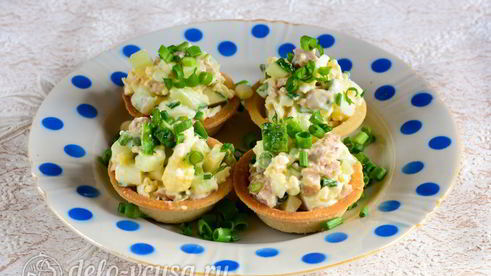 тарталетки с печенью трески